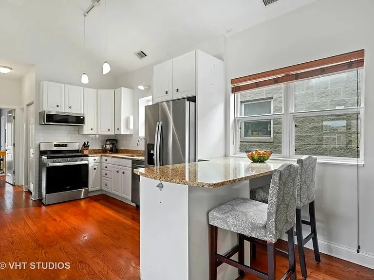 1822 W Ellen St #3 — Photo 6