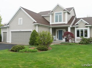 7700 Forest Ct NE, Rockford, MI 49341