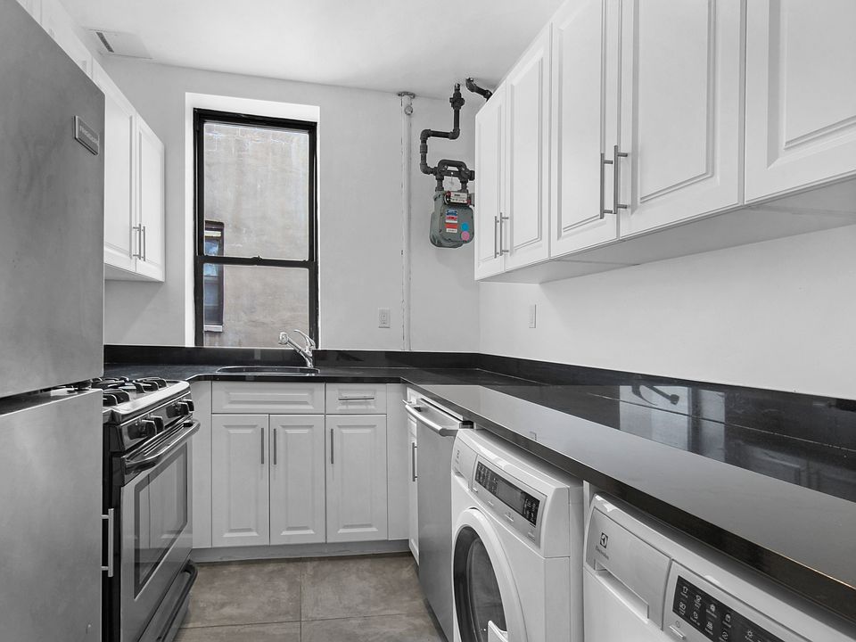 1st image of 2509 Adam Clayton Powell Jr Blvd APT 3