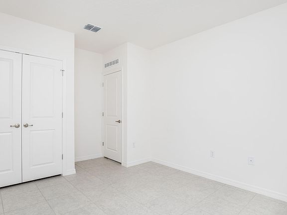 5th image of 4001 Sagefield Dr