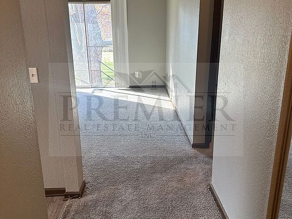 4th image of 1422 S Haden Ct #1422