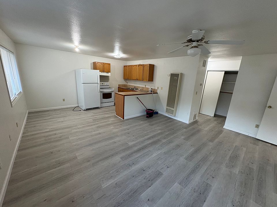 1st image of 25531 Madrone Way #1
