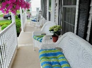 10 Monarch Dr, Berlin, CT 06037