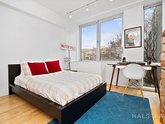 5th image of 631 E 9th St APT 3A