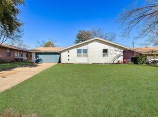 1915 Exeter St, Irving, TX 75062