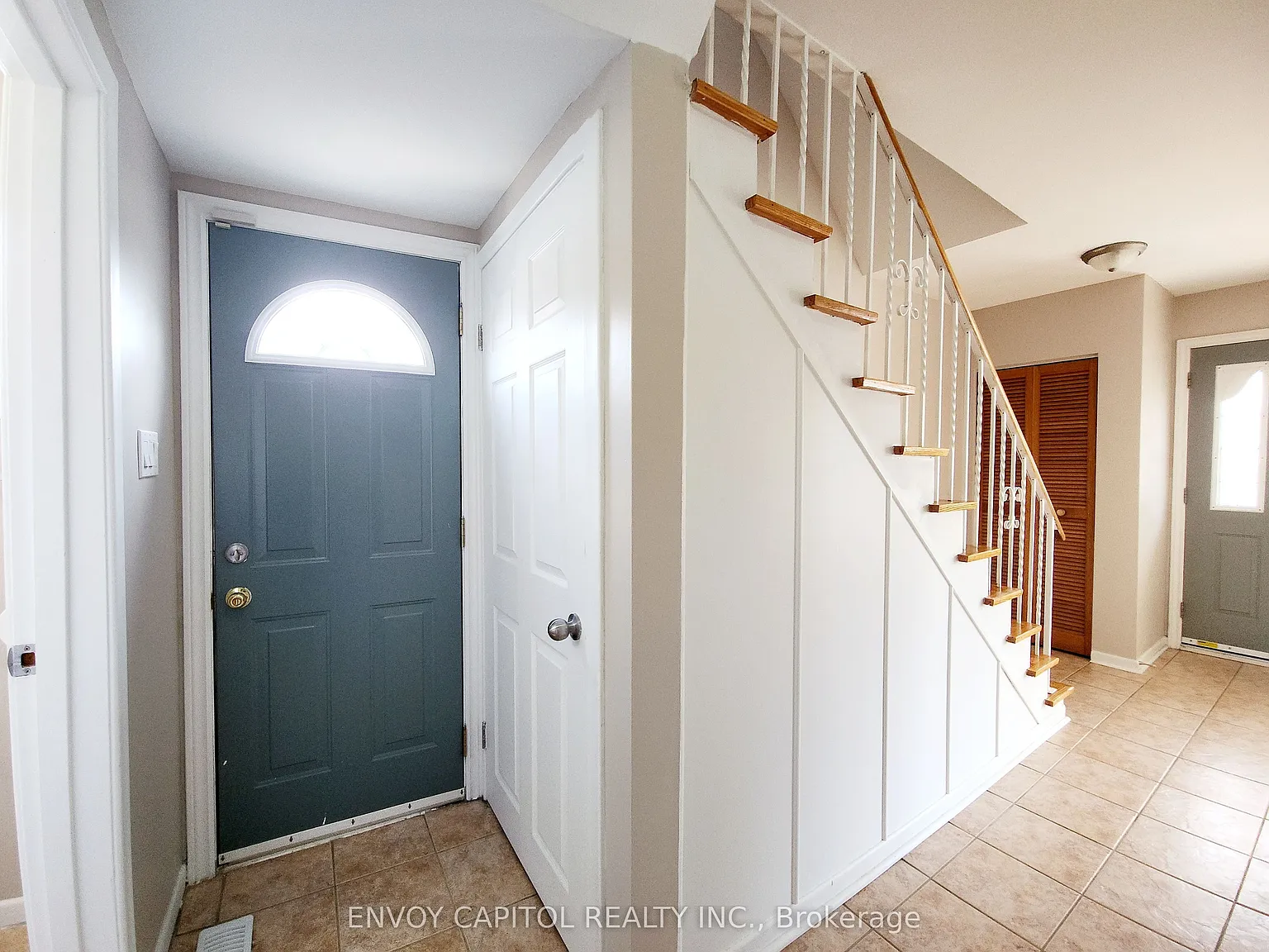 5 bed, $3,750 — Photo 4