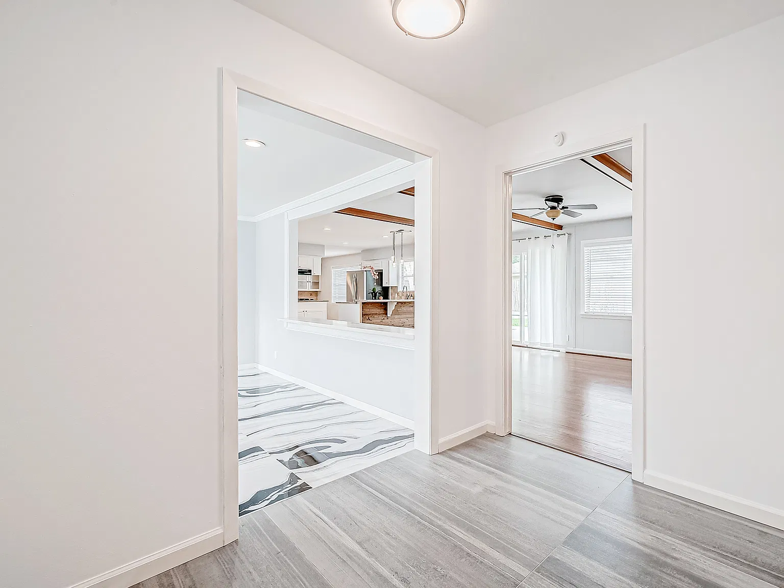 3 bed, 2153 sqft, $2,700 — Photo 3