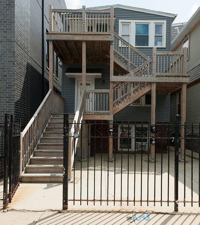 1st image of 3053 W Lyndale St #G