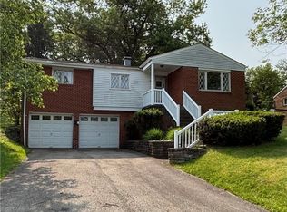 7 Sierra Dr, Pittsburgh, PA 15239