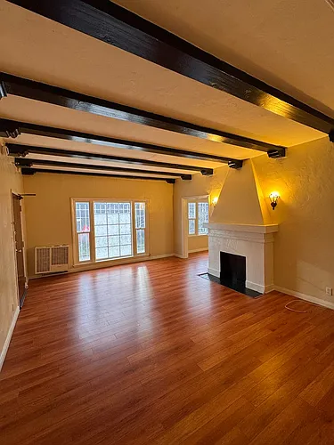 Floor plan 106