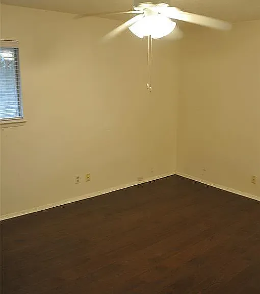 5602 Berry Hill Dr — Photo 9