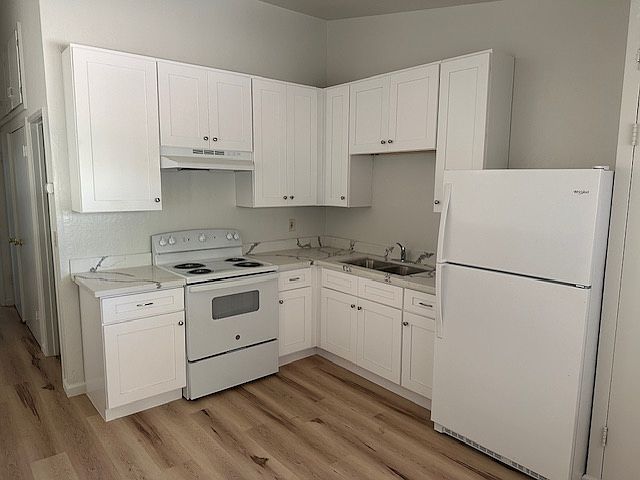1st image of 600 Park Ave #16B