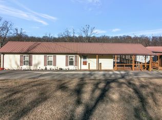 756 Brownfield Rd, Dover, TN 37058