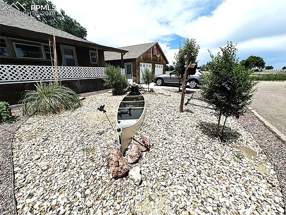 2nd image of 2831 Overton Rd