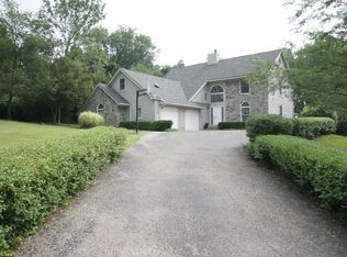 101 Country Rd, Urbana, OH 43078