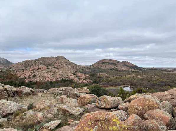 20826 E County Rd #1470, Lone Wolf, OK 73655