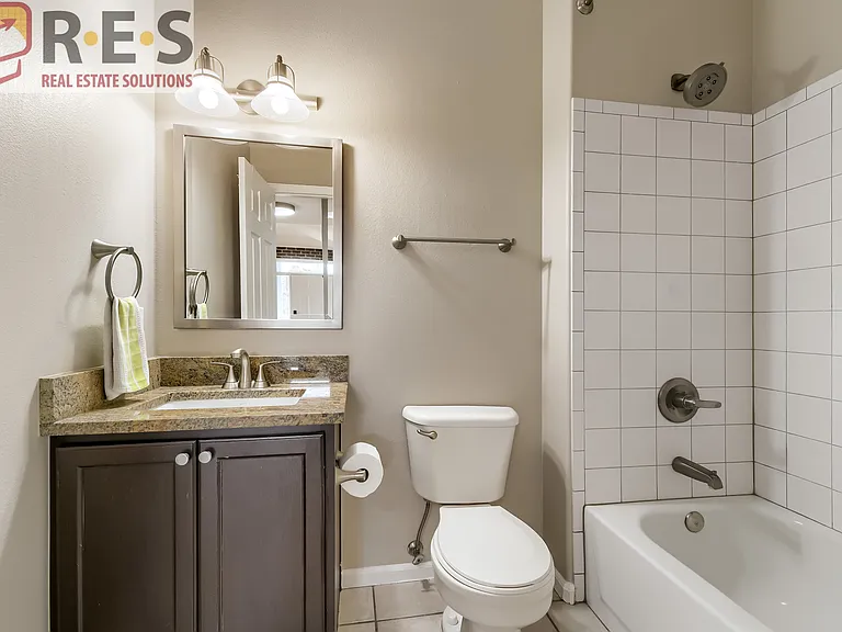 8500 E Jefferson Ave #10J — Photo 15