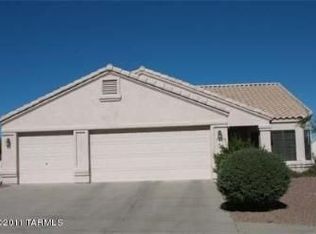 1890 N Via Carrizal, Green Valley, AZ 85614