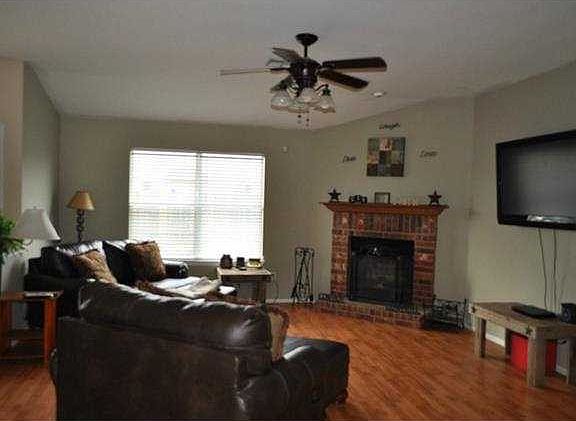 4th image of 107 Waterlily Way