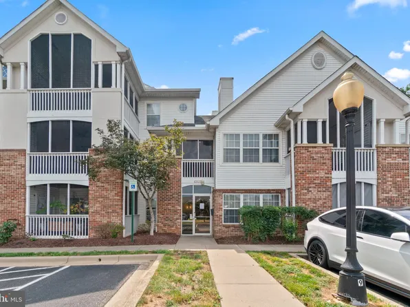 6502 Lake Park Dr APT 203, Greenbelt, MD 20770