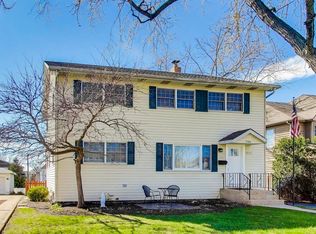 798 S Linden Ave, Elmhurst, IL