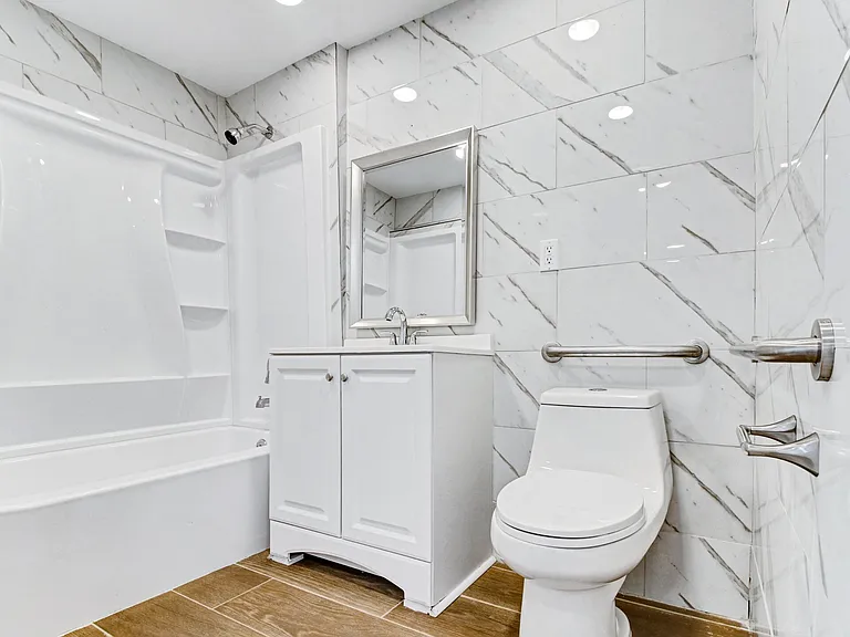 Guest house bathroom
