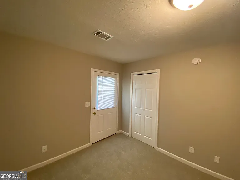 191 Harvell Dr #J1 — Photo 11