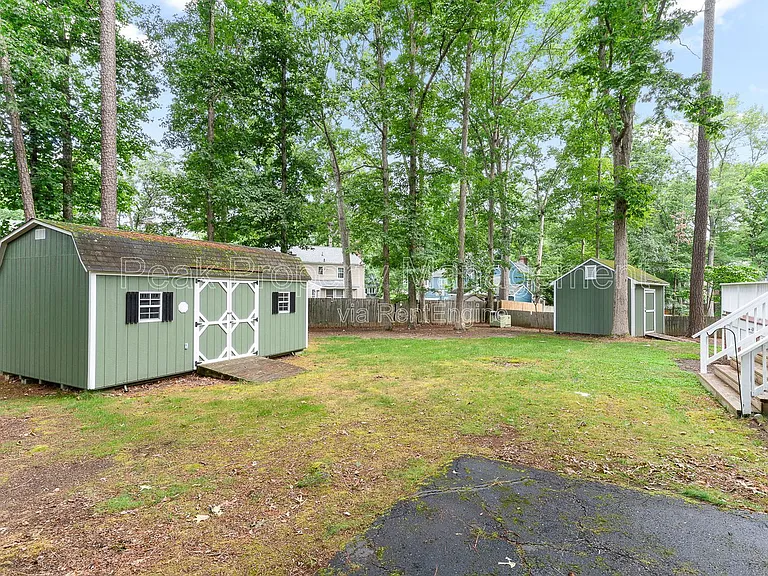 504 Winamack Ct — Photo 41
