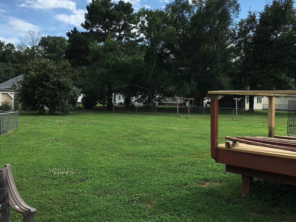 1st image of 8283 Oakfield Ln