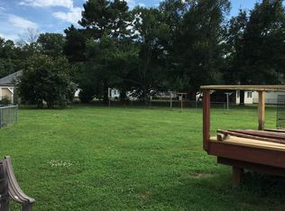 8283 Oakfield Ln, Mechanicsville, VA 23116