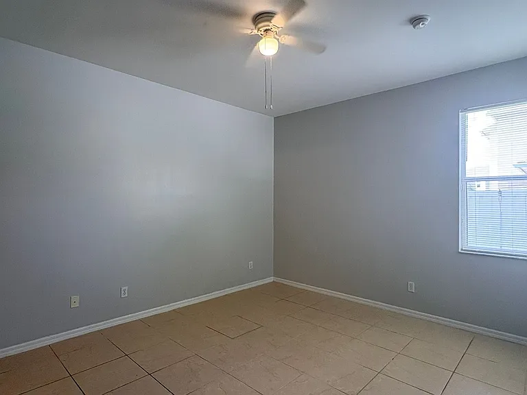 3619 Pine Oak Cir #108 — Photo 6