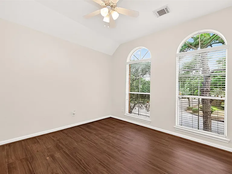 12831 Dove Point Ln — Photo 46