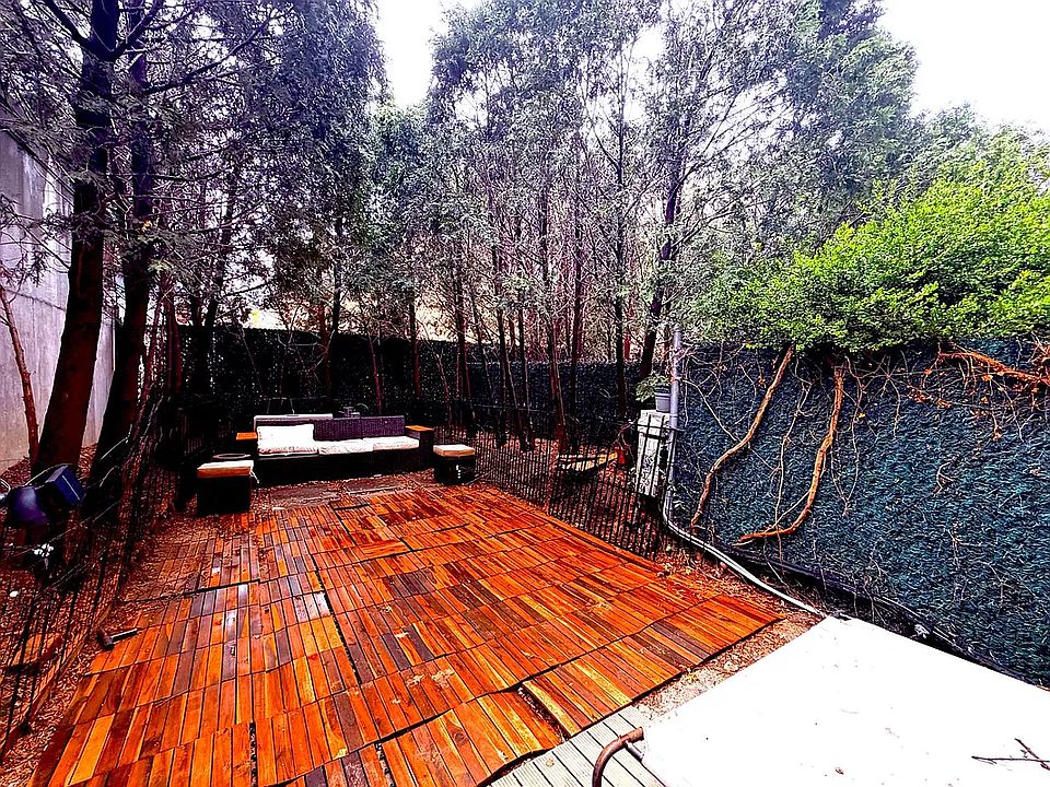 1st image of 330 E 119th St #103B