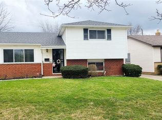 16804 Dynes Ave, Cleveland, OH
