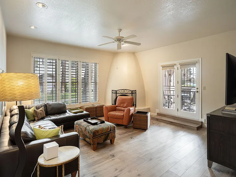 5200 S Lakeshore Dr #128 — Photo 12