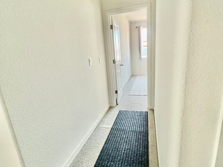 Whisper Ln — Photo 26