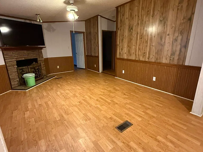 3502 S Camellia — Photo 3
