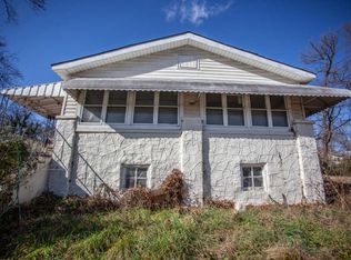 711 Woodmore Ln, Chattanooga, TN 37411