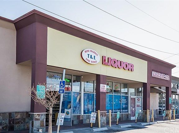 2nd image of 3961 Artesia Blvd
