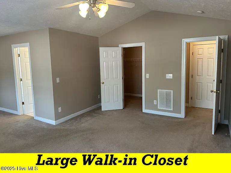 12 Deerwood Ln — Photo 21
