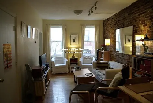 15 Garden St Photo 1
