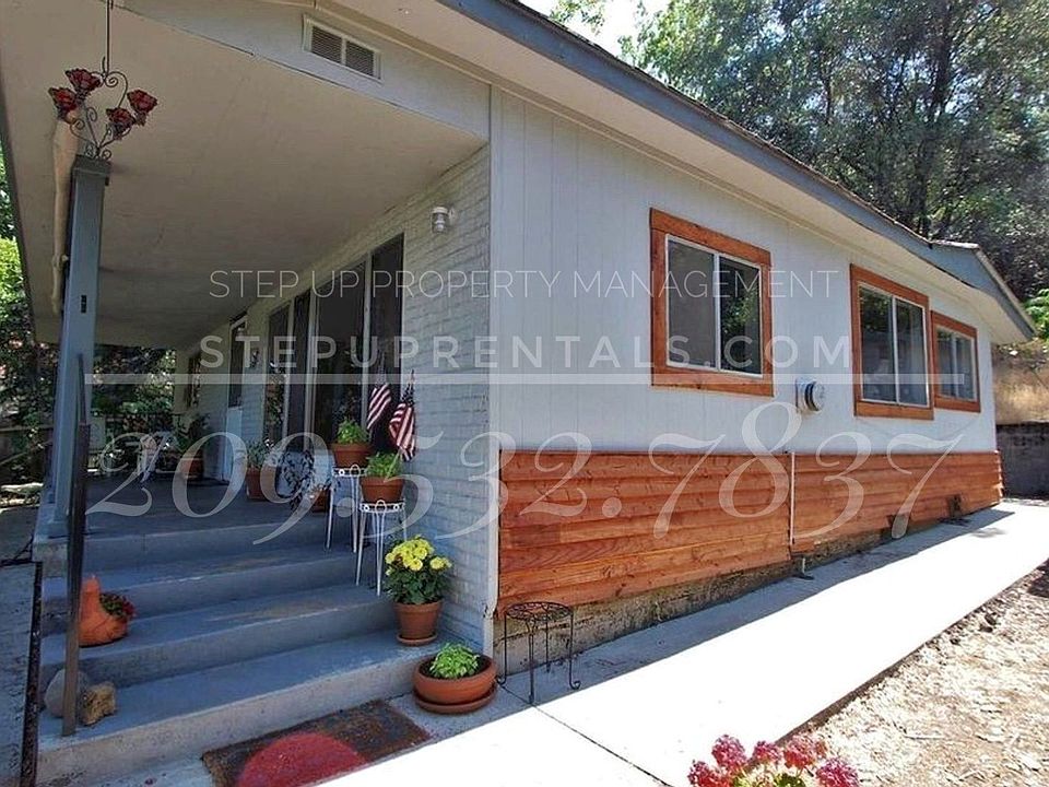 1st image of 620 High St