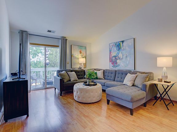 4th image of 310 Ashbury Ln W APT 6