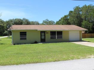 924 S Redwood Ter, Lecanto, FL 34461