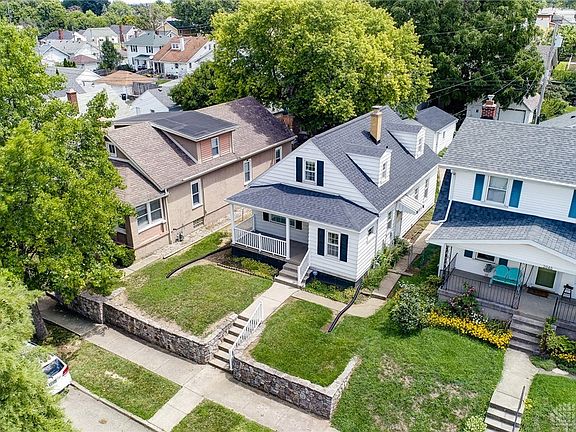 2nd image of 2036 Pershing Blvd