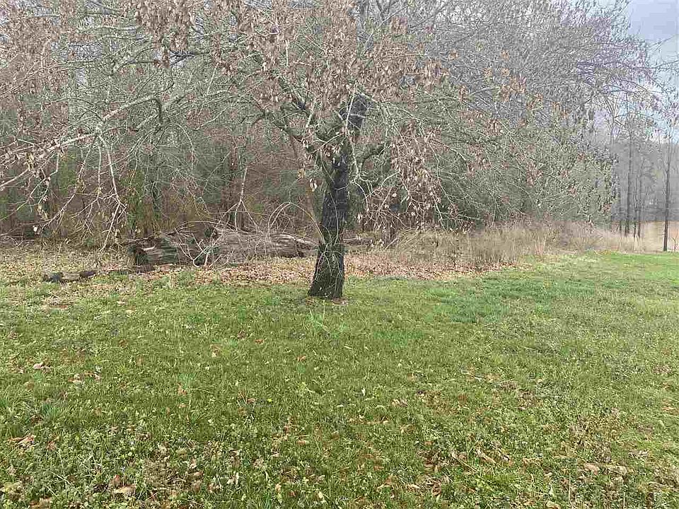 2nd image of 188 Roundstone Dr