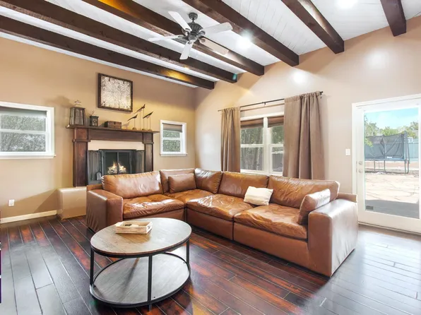 103 Tierra Rica Dr, Santa Fe, NM 87505