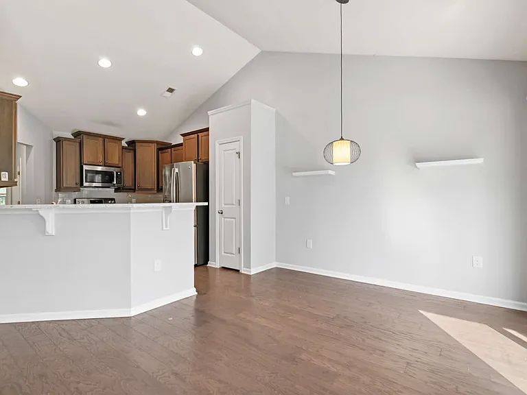 3368 Kinross Ct — Photo 10