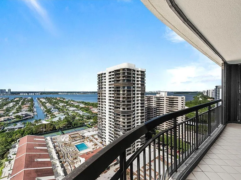 4000 N Ocean Dr #2004 — Photo 41