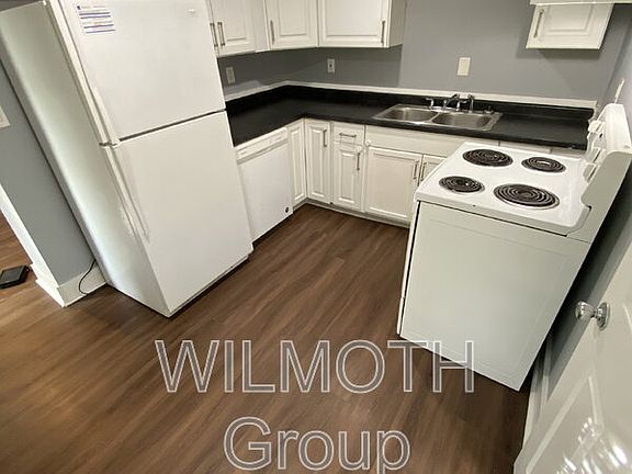 4th image of 680 S 13th St